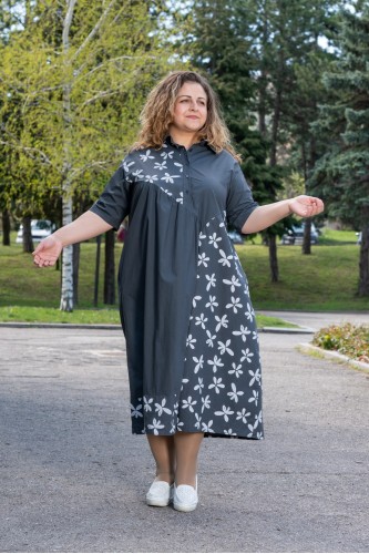 Макси рокля на цветя в графитен цвят